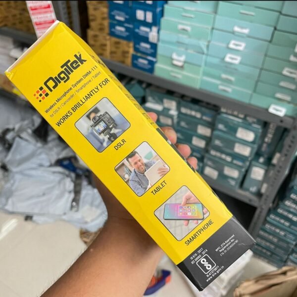 65aafde2-2f81-4071-bade-e6eb80d6d7b6 Digitek® DWM-111 4 Channel Wireless Microphone System | 2.4GHz Mic for DSLR, Smartphone & Laptop