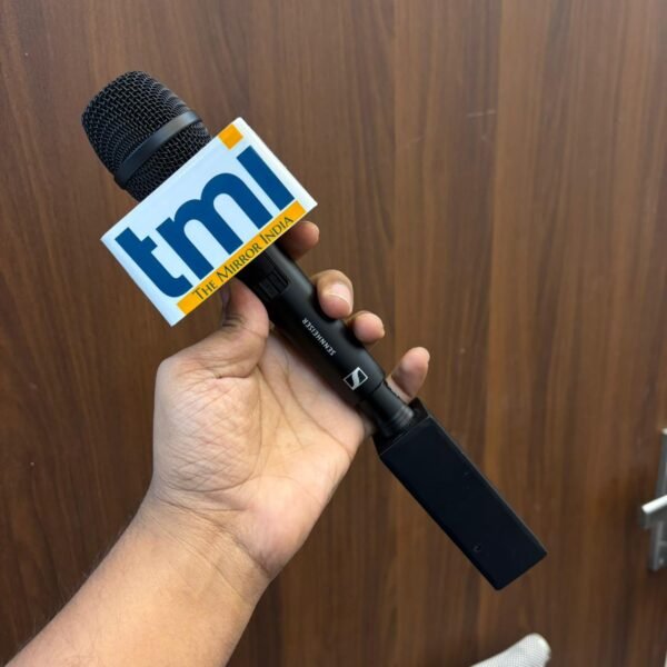WhatsApp Image 2026-02-19 at 1.56.15 PM Sennheiser XS1 Vocal Dynamic Microphone Kit for iPhone and Android Phones