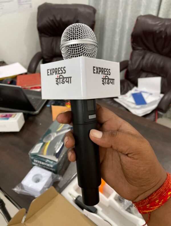 Wireless Microphone for Mobile & DSLR 🎤 | Professional HD Audio Mic for Recording & Interviews